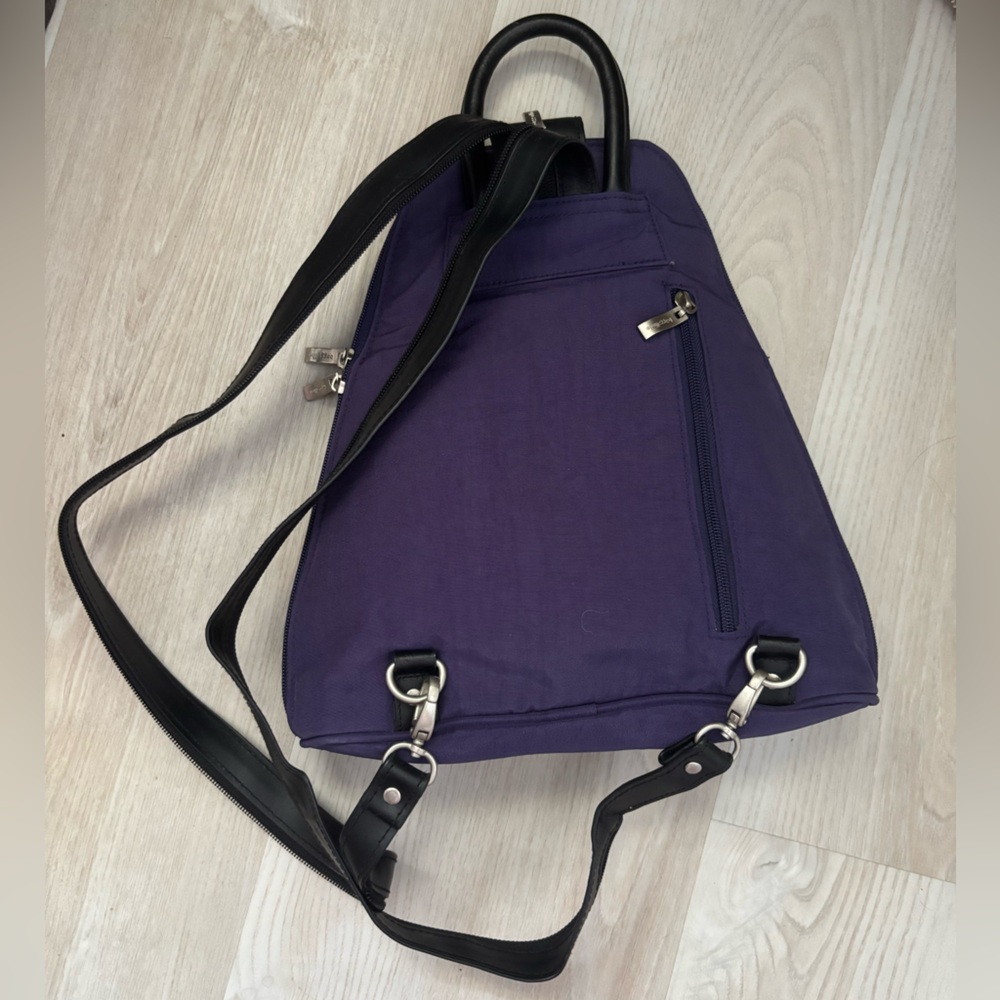 Baggallini Convertible Backpack - image 4